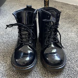 Girls patent leather Dr. Martens